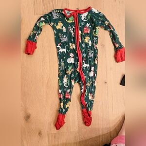 Little Sleepies Christmas Dog Print 6-12m GUC